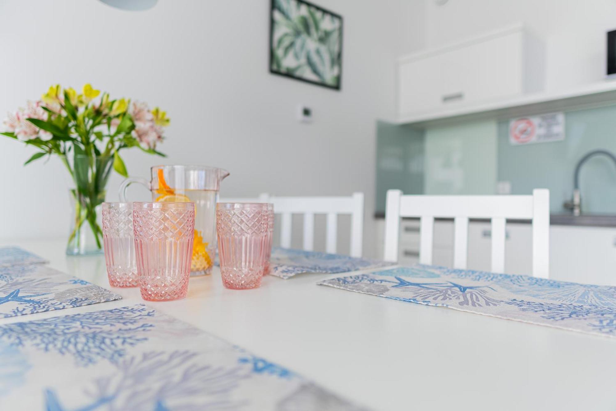 Barka - Apartamenty Premium Oraz Pokoje Blisko Plazy Карвиа Екстериор снимка