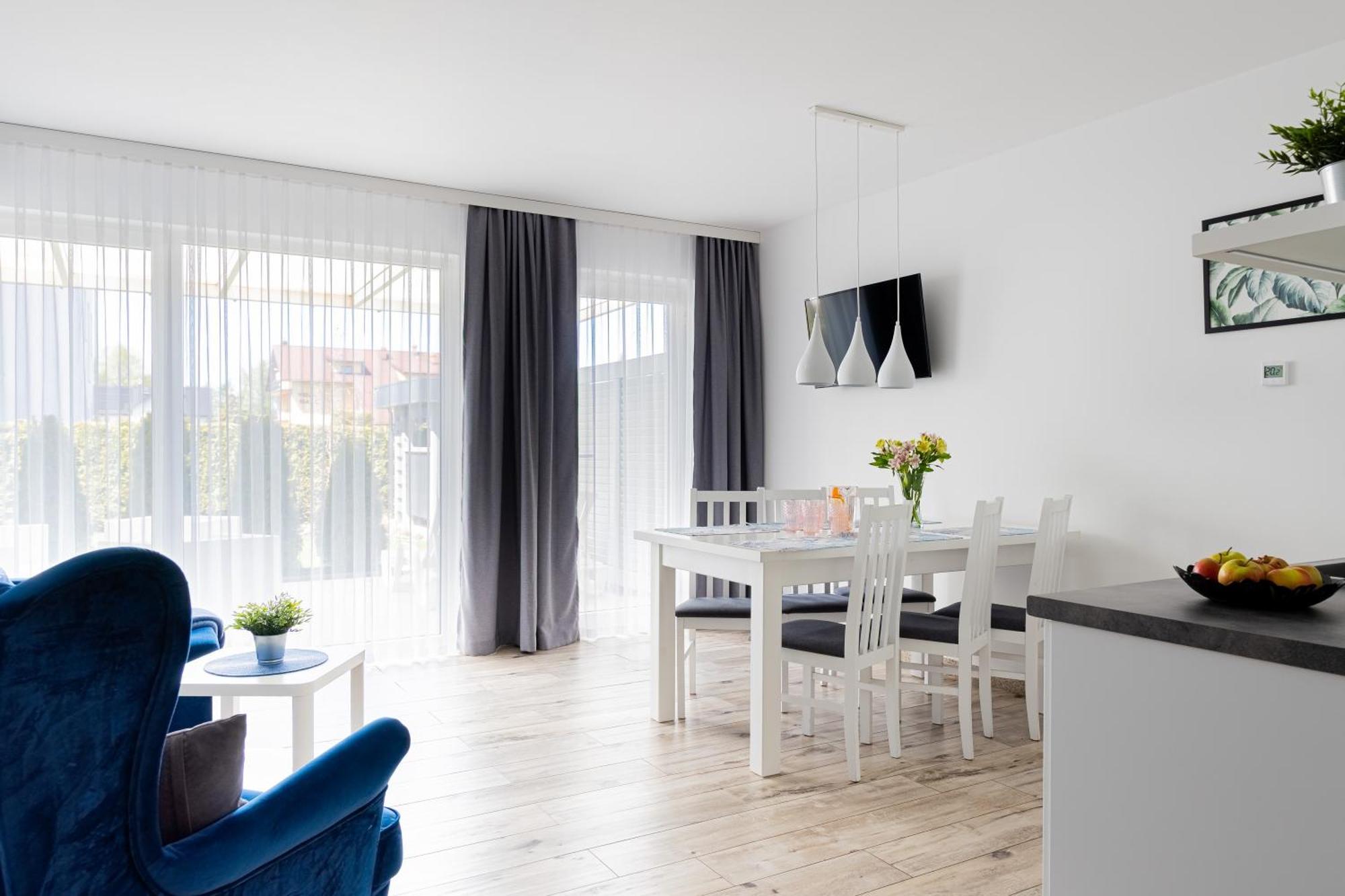 Barka - Apartamenty Premium Oraz Pokoje Blisko Plazy Карвиа Екстериор снимка